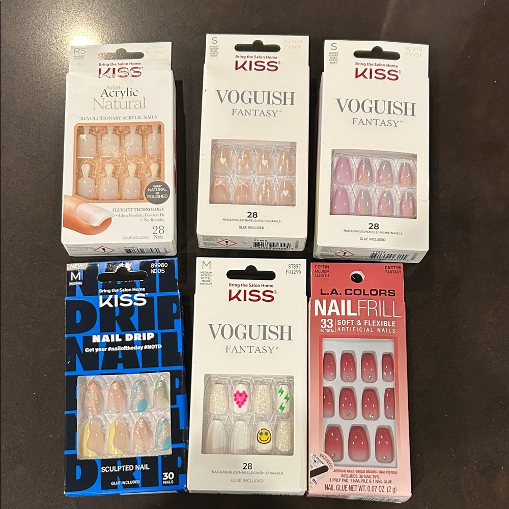 Kiss and L.A. Colors Nail Set- Coffin Almond Designed Press On Nails lot